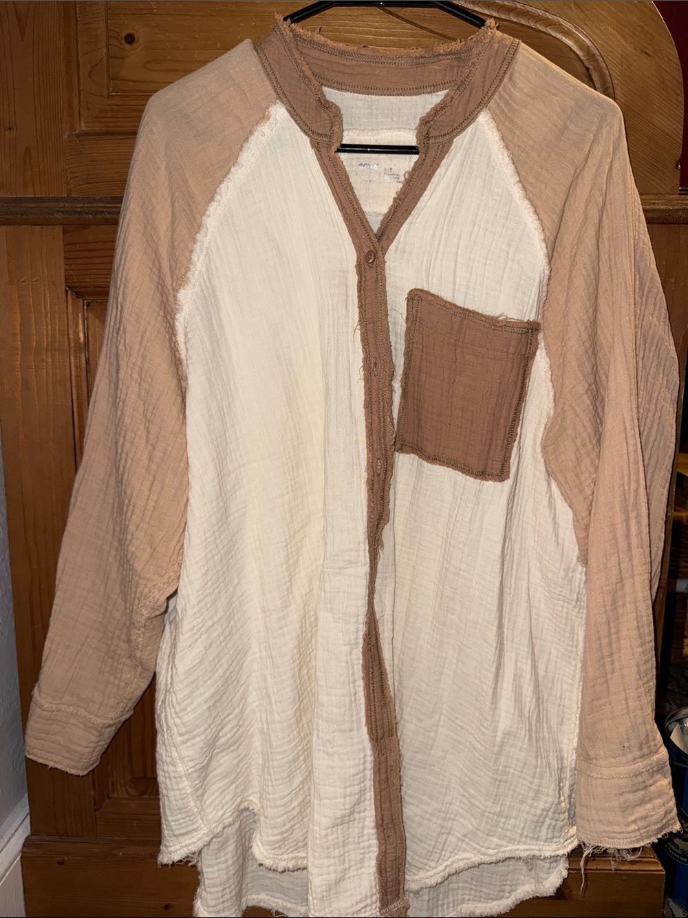 aerie Two-Tone Button Front Raglan Top in Cream & Tan